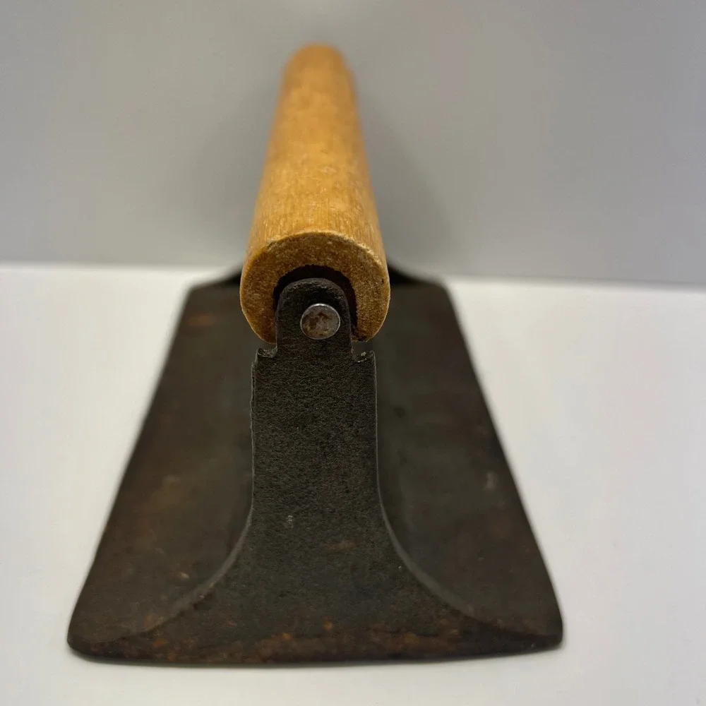 Bacon Press Cast Iron Embossed Pig Vines Design Wood‎ Handle Vintage Heavy Duy